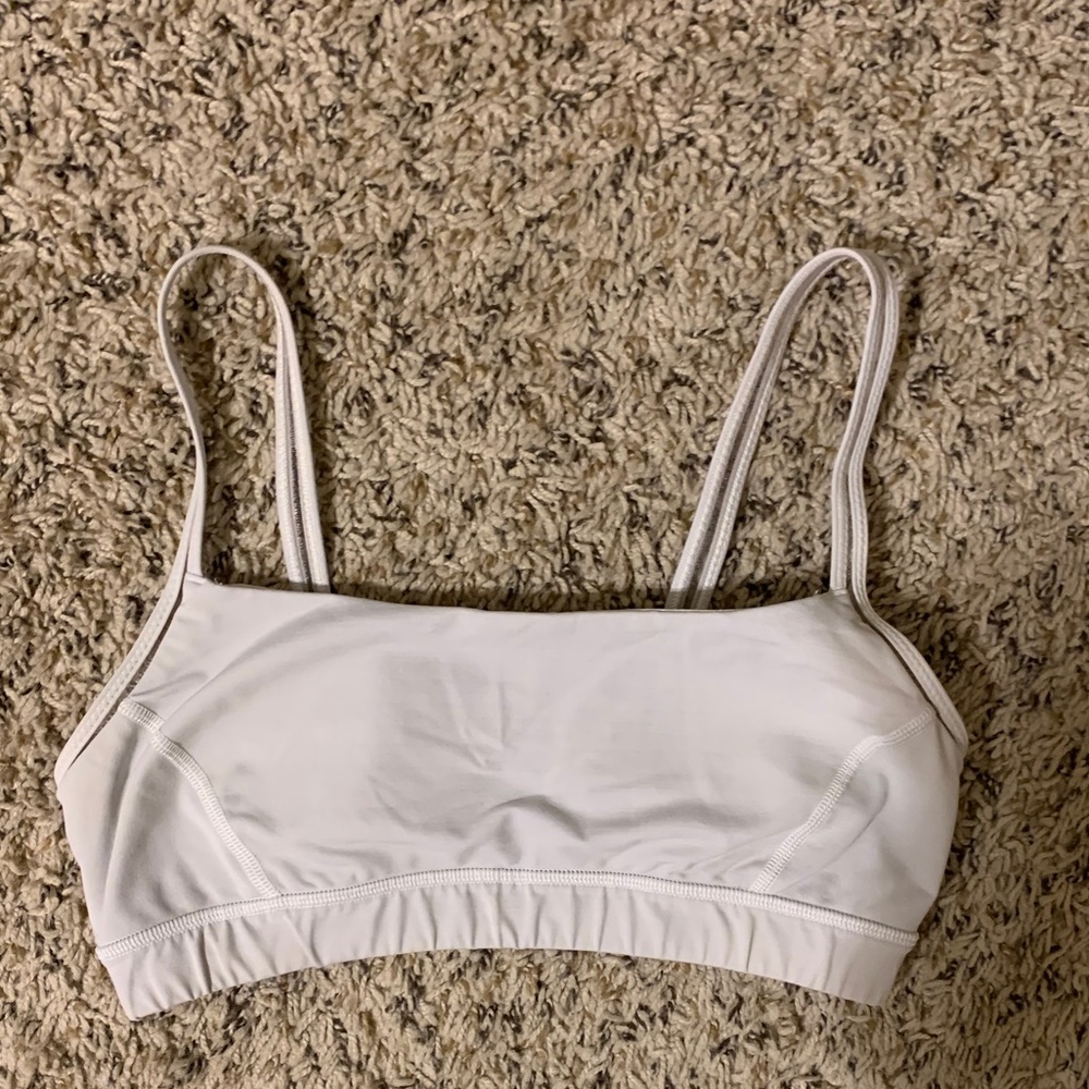 Lululemon sports bra 8